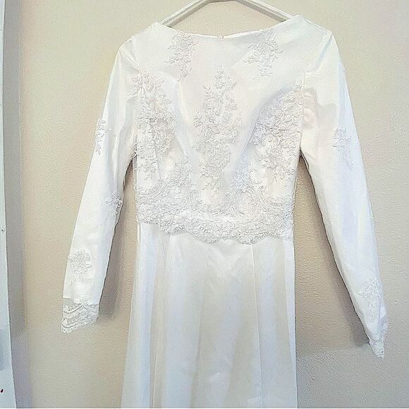 White lace Long Sleeve wedding elopement modest Courthouse LDS Temple dress S - Picture 1 of 14